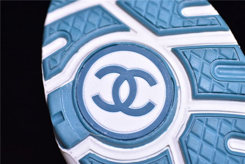 CHA_NEL SNEAKERS