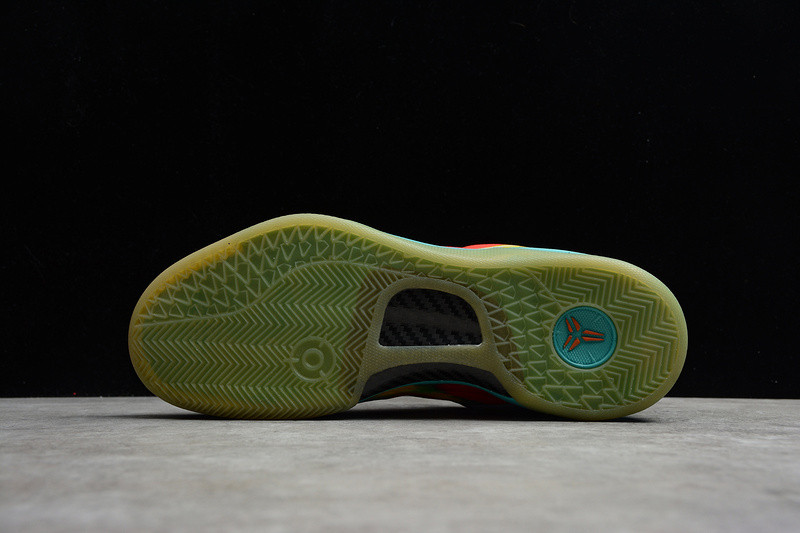 NIKE ZOOM KOBE 8 VIII 555286-002
