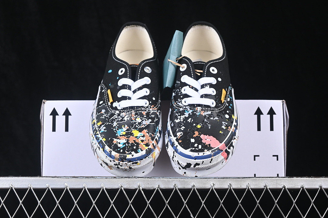 Vans Authentic Reissue 44 Gallery Dept. Art That Kills Black