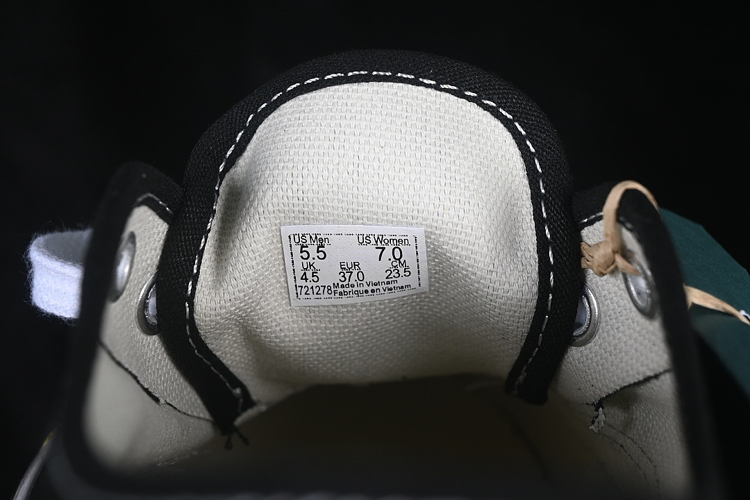 Vans Authentic Reissue 44 Gallery Dept. Art That Kills Black