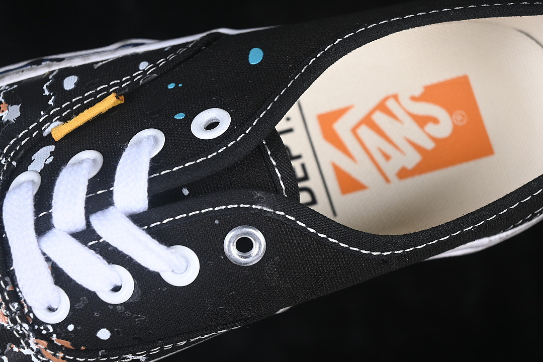 Vans Authentic Reissue 44 Gallery Dept. Art That Kills Black