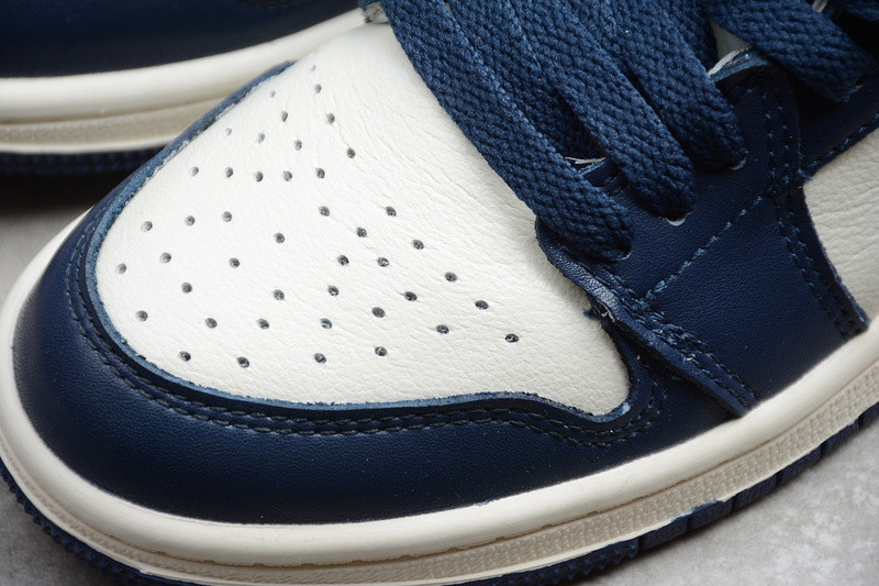 AIR JORDAN 1 MID GS 555088-140