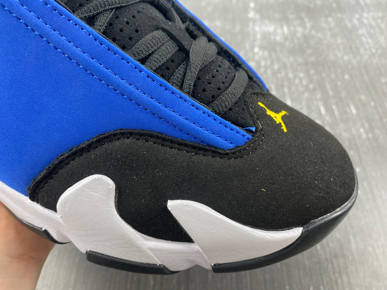 Air Jordan 14 Laney 487471-407