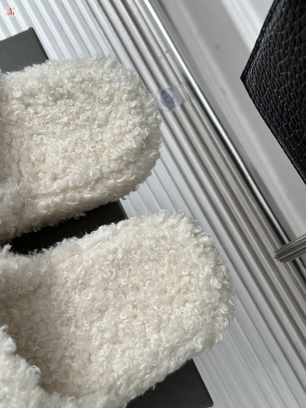 BALENCIAGA SLIDES