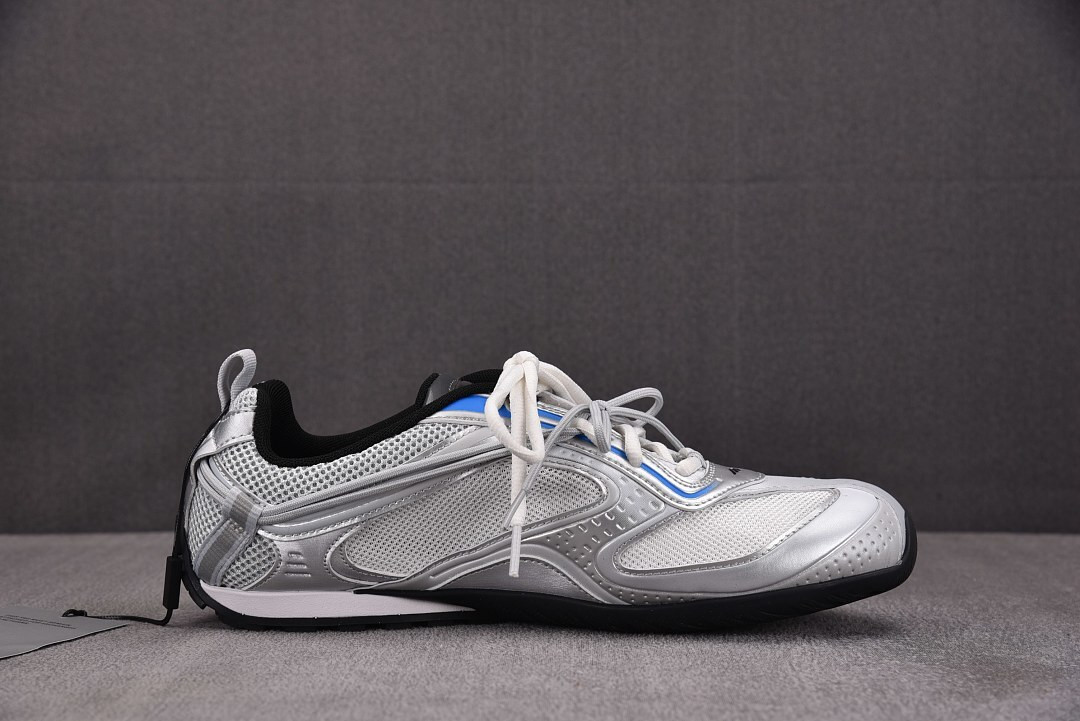 Ba1en*iaga Radar Gradient Lines sneakers