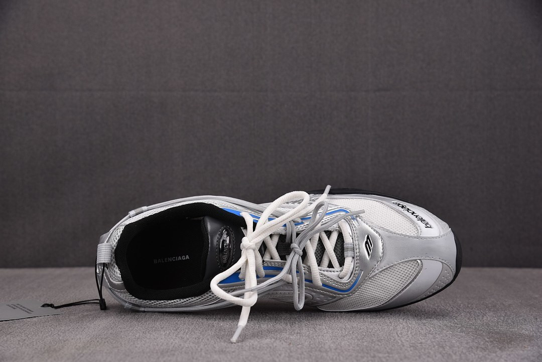Ba1en*iaga Radar Gradient Lines sneakers