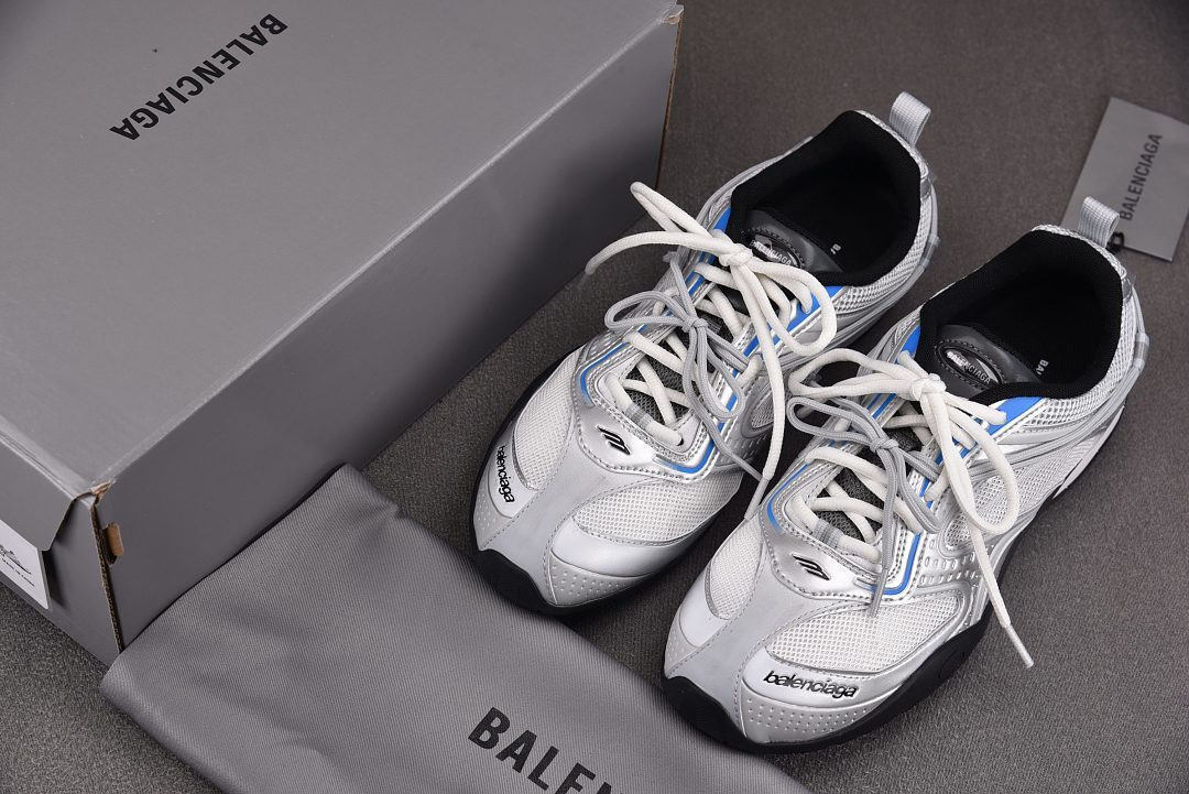 Ba1en*iaga Radar Gradient Lines sneakers