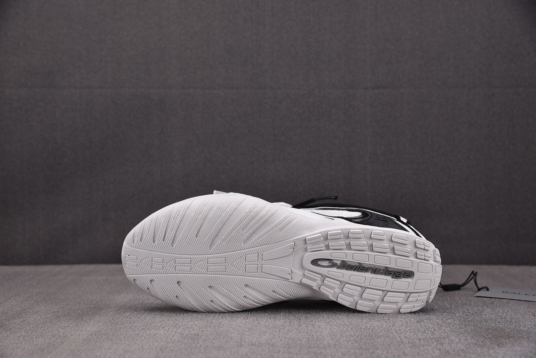 Ba1en*iaga Radar Sneaker