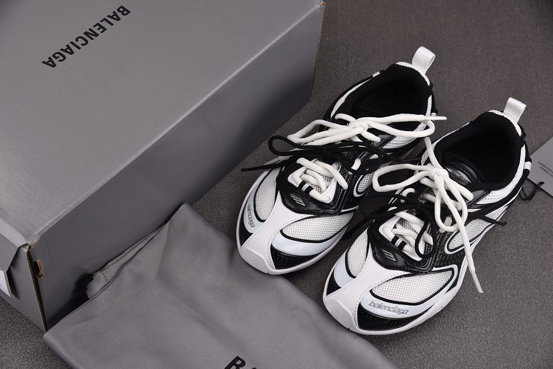 Ba1en*iaga Radar Sneaker