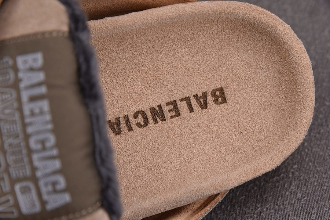 Ba1en*iaga Dumbo Mule Worn-Out Beige