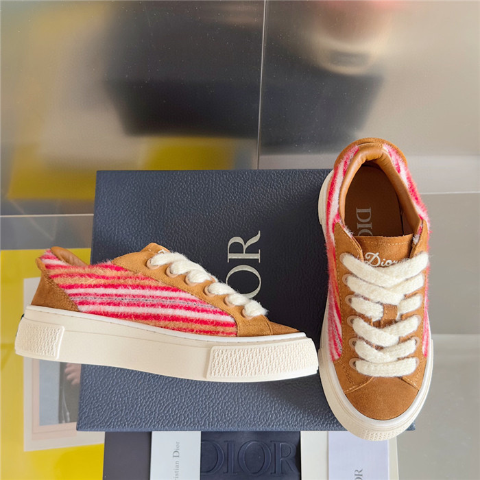 DR B33 SNEAKER
