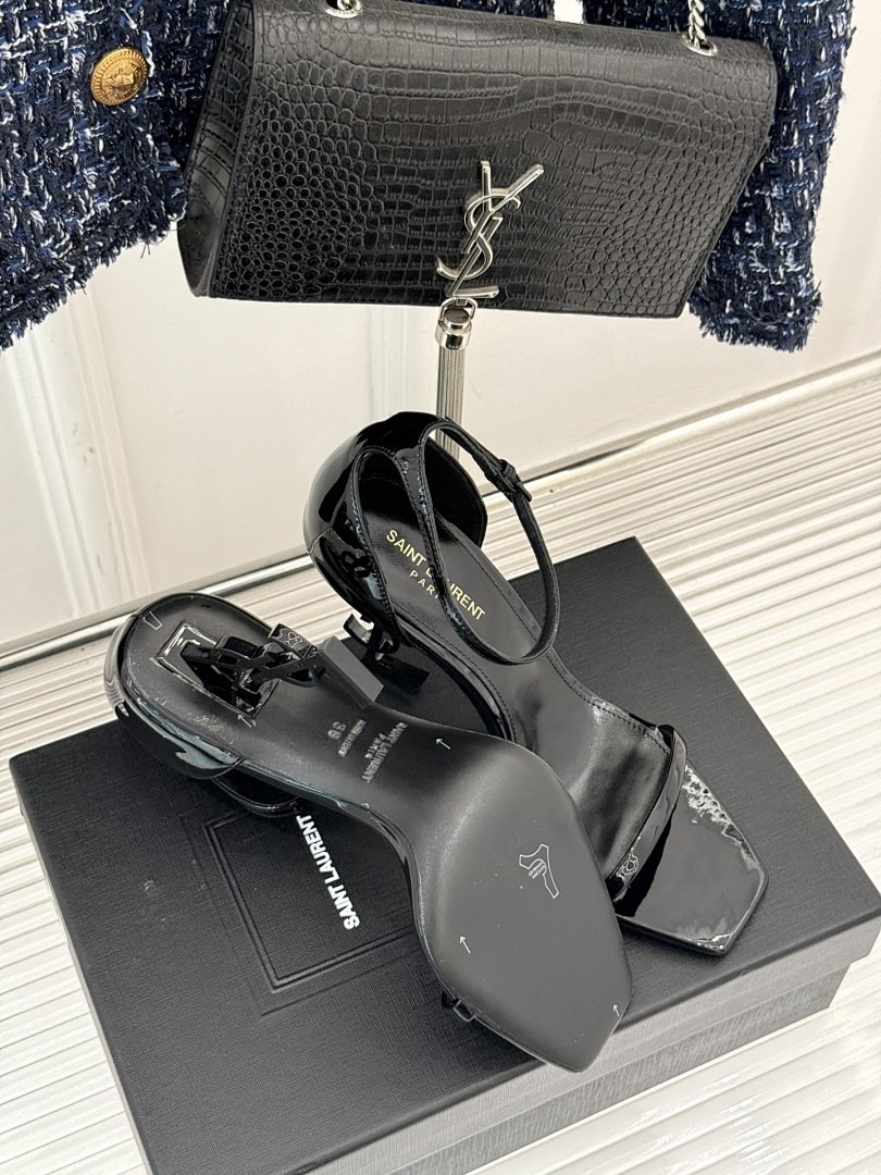 Y51 HEELS