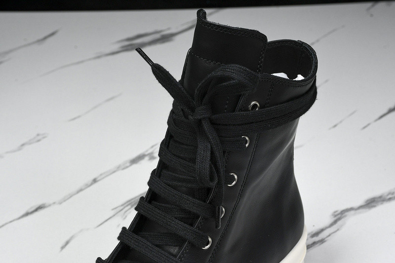 RICK 0WENS SNEAKERS