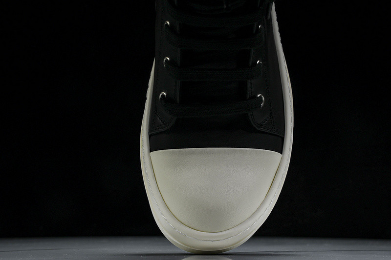 RICK 0WENS SNEAKERS