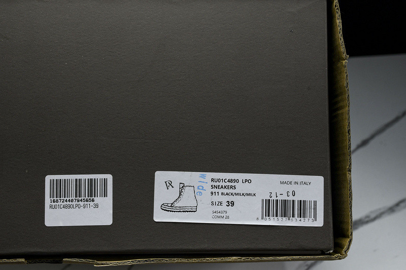 RICK 0WENS SNEAKERS