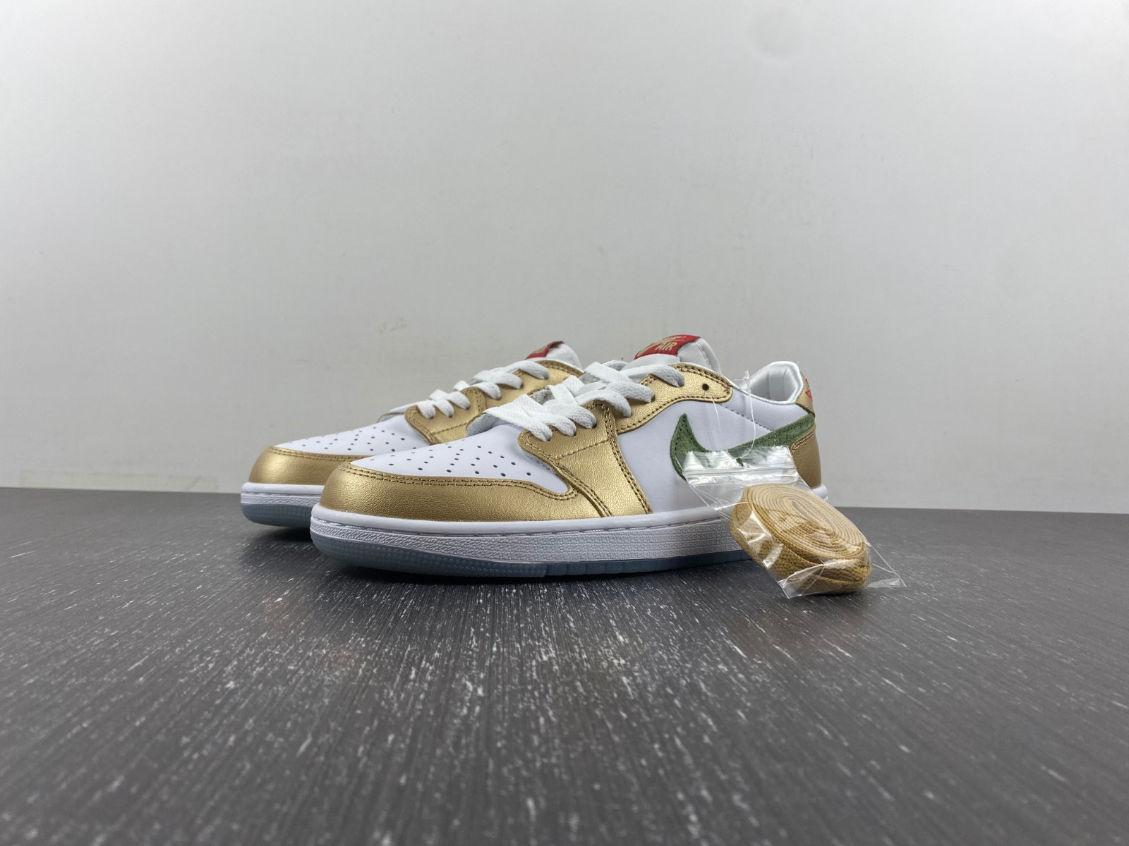 Air Jordan 1 Low OG BG "Chinese New Year" FQ6593-100