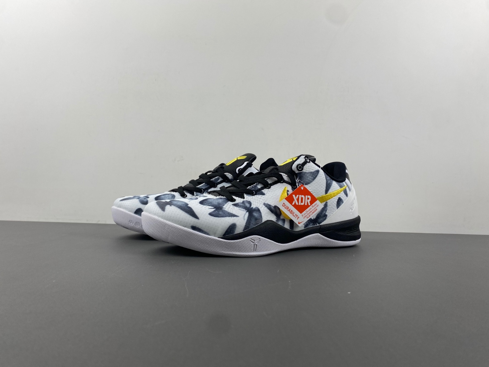 Nike Kobe 8 Protro White Metallic Gold FV6325-100