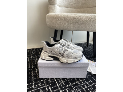 Di0r Chrono Sneaker