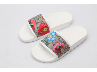 GUC LEATHER SLIDE