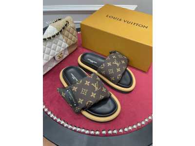 LOU1_TON SLIPPERS