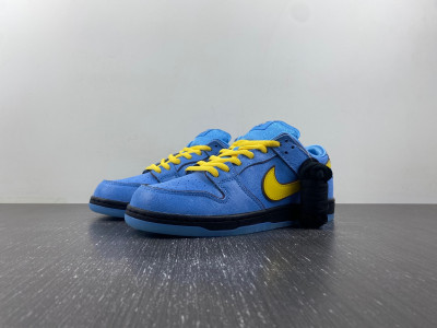Nike THE POWERPUFF GIRLS X DUNK LOW PRO SB QS ''BUBBLES'' FZ8320 400