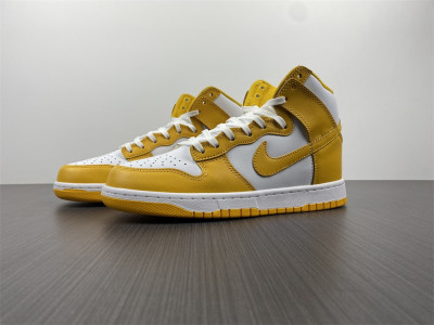 NIKE SB DUNK HIGH ''DARK SULFUR'' DD1869-106