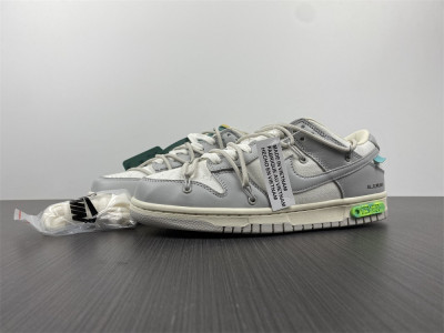 NIKE DUNK LOW OW LOT 42 OF 50 DM1602-117