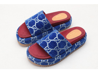 GUC LEATHER SLIDE