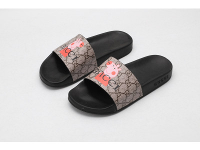 GUC LEATHER SLIDE