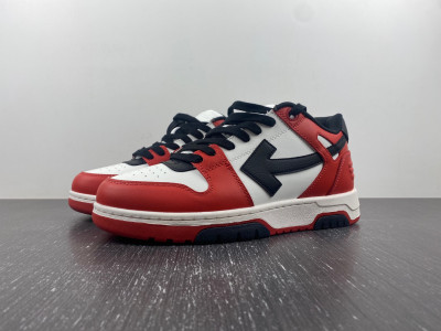 Off-White c/o Virgil Abloh
