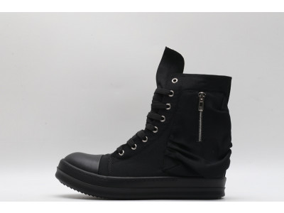 RICK 0WENS SNEAKERS