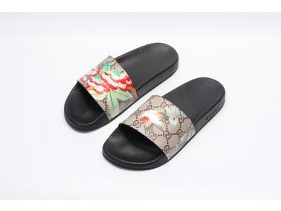 GUC LEATHER SLIDE