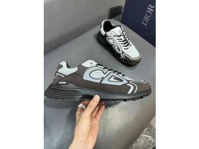 DR B30 SNEAKER