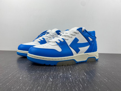 Off-White c/o Virgil Abloh