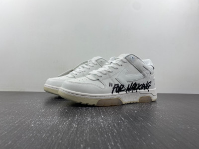 Off-White c/o Virgil Abloh