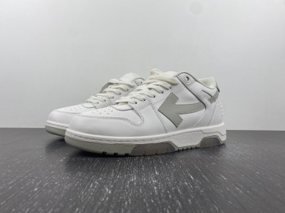 Off-White c/o Virgil Abloh