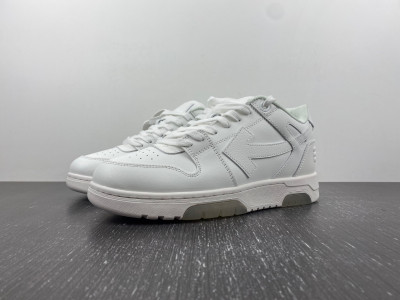 Off-White c/o Virgil Abloh