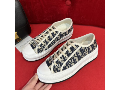 B23 OBLIQUE LOW SNEAKERS