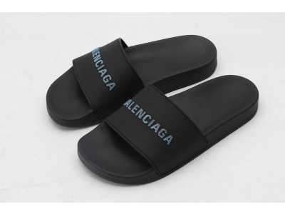Ba*len*cia*ga black slides