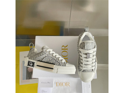 B23 SKATER SNEAKER