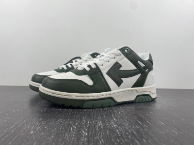 Off-White c/o Virgil Abloh