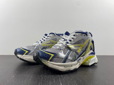 Ba*len*cia*ga runner 677402 w3rb5 9174