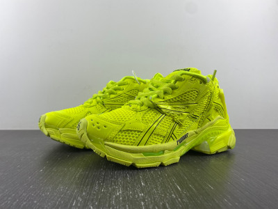 Ba*len*cia*ga runner 677402 w3rb4 7510